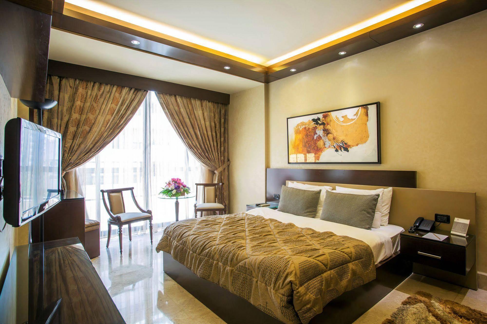 Imperial Suites Hotel Бейрут Экстерьер фото
