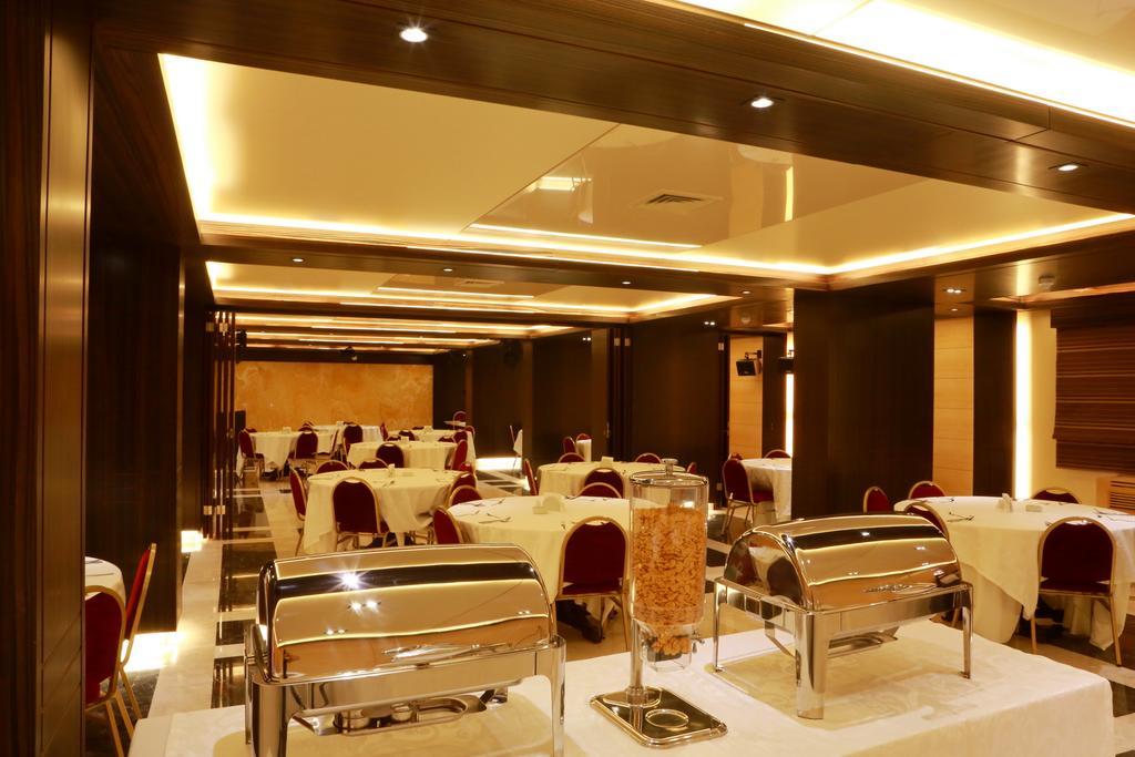 Imperial Suites Hotel Бейрут Экстерьер фото